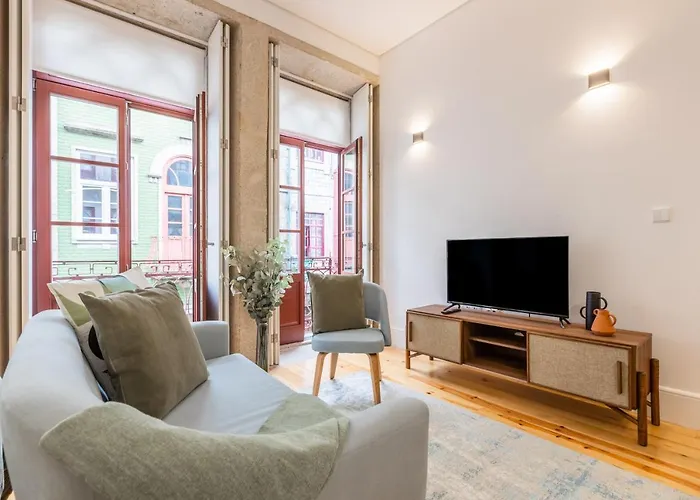 Sol Downtown With Juliet Balcony