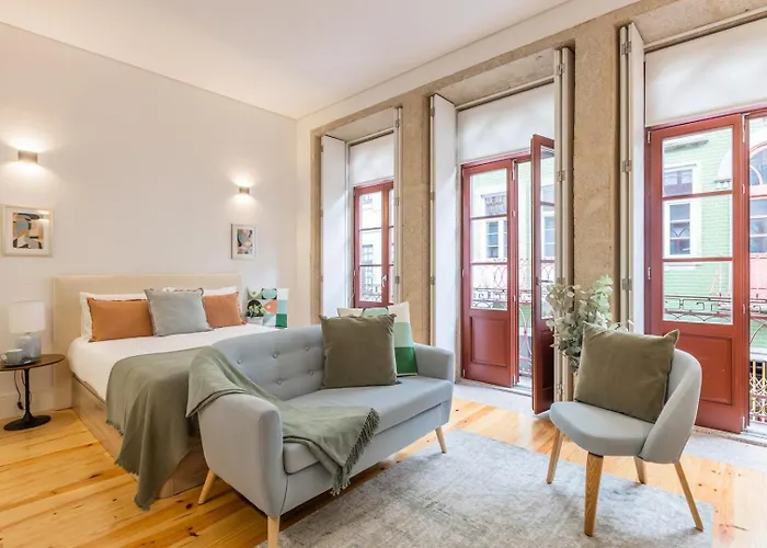 Apartament Sol Downtown With Juliet Balcony *