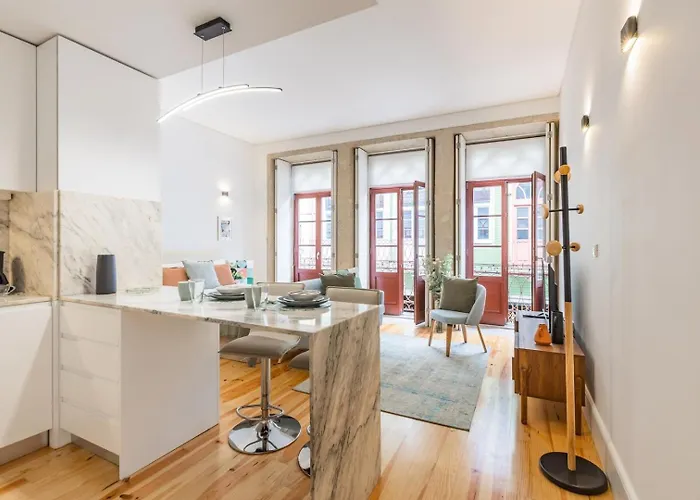 Apartament Sol Downtown With Juliet Balcony Porto
