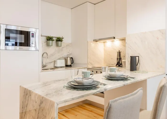 Apartamento Sol Downtown With Juliet Balcony Oporto