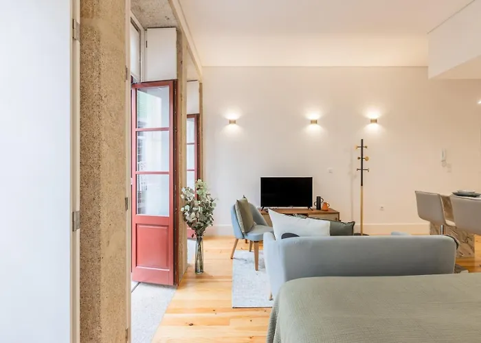 Sol Downtown With Juliet Balcony